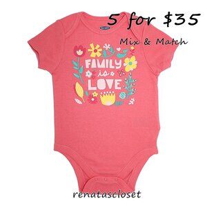 Old Navy Baby's "Family is Love" Graphic Printed Short-Sleeve Bodysuit NWT